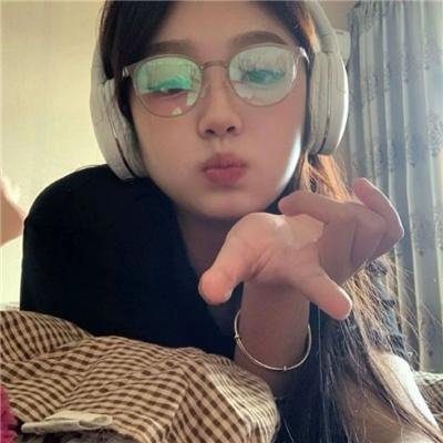 舒莎摇摇